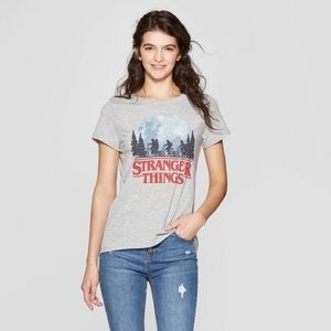 📌NWOT📌 stranger things Tee